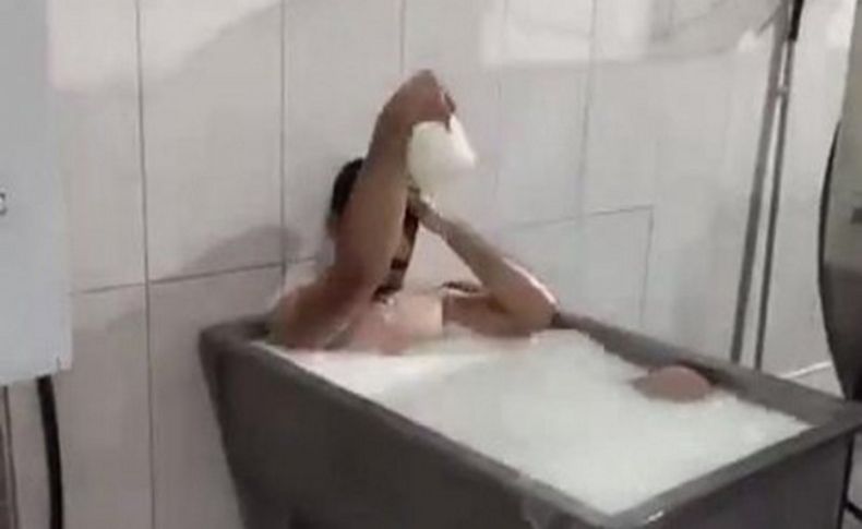 Süt toplama merkezinde işçi, süt kazanında banyo yaptı