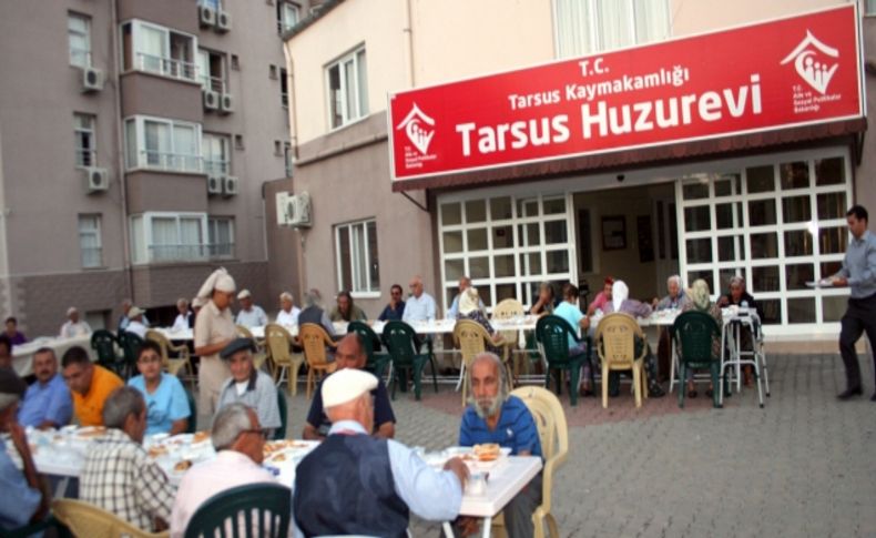 TAGİD’ten huzurevinde iftar