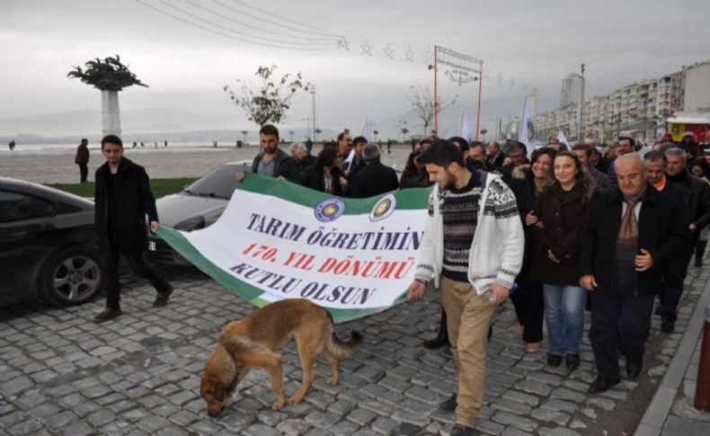 İzmir'de Tarım Bayramı törenle kutlandı