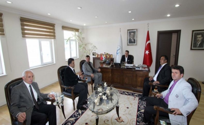 Taş Mağazalar Esnafı Derneği’nden Aziziye Belediye Başkanı Cengiz’e ziyaret