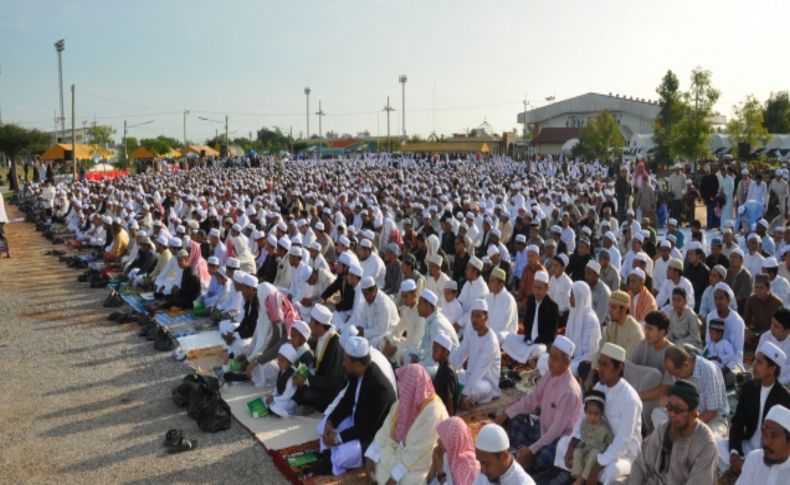 Tayland’da bayram sevinci