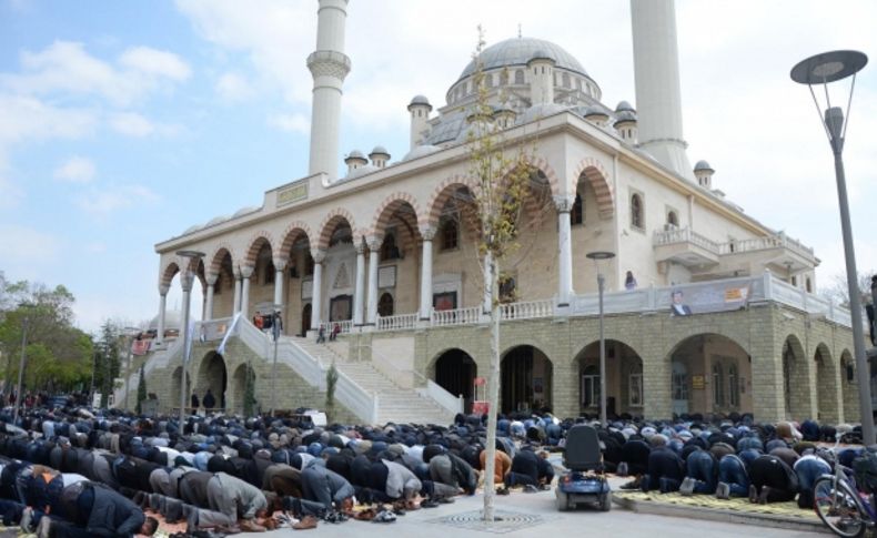 TBMM Başkanı Çiçek: Özal hakkında kim ne biliyorsa yargı makamına iletsin