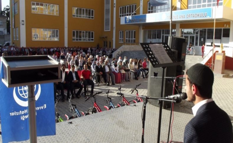 Tenzile Ana İlköğretim Okulu'nda Kur'an ziyafeti ve ödül yağmuru