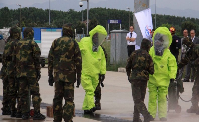 THY uçağı kargosunda kimyasal madde bulundu, AFAD tatbikatı nefes kesti