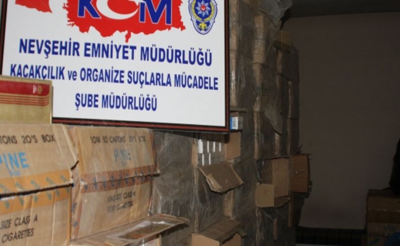 TIR dorsesinde 35 bin 980 paket kaçak sigara ele geçirildi