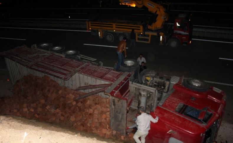 Tokat'ta kaza: TIR'ın altında kalan kadın böyle kurtarıldı