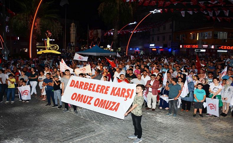 Torbalı 15 Temmuz'da meydanlara sığamadı