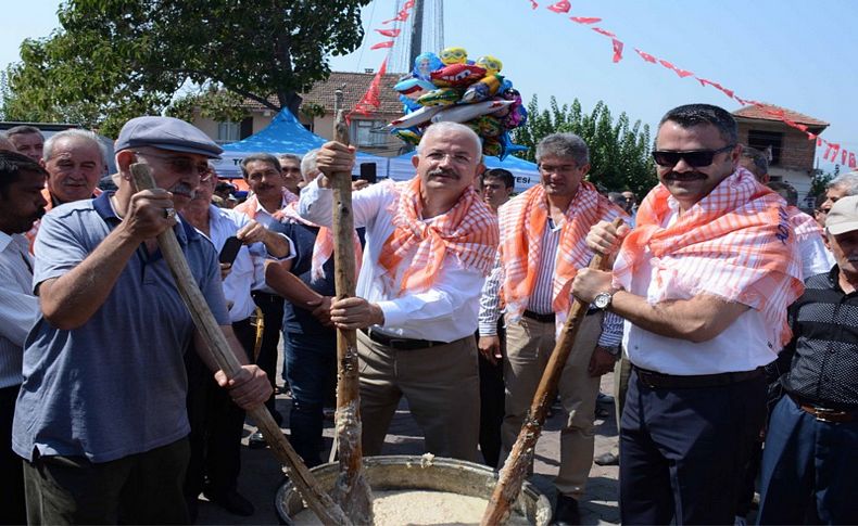 Torbalı'da keşkek festivali izdihamı