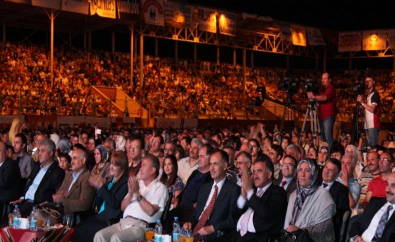 Trabzon'daki Türkçe Olimpiyatları heyecanına Gümüşhane'den ortak oldular