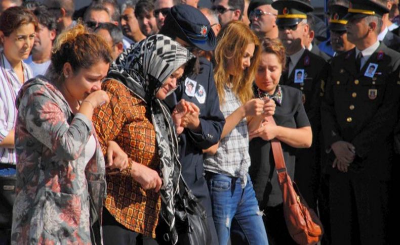 Trafik şehidi genç komiser gözyaşlarıyla uğurlandı