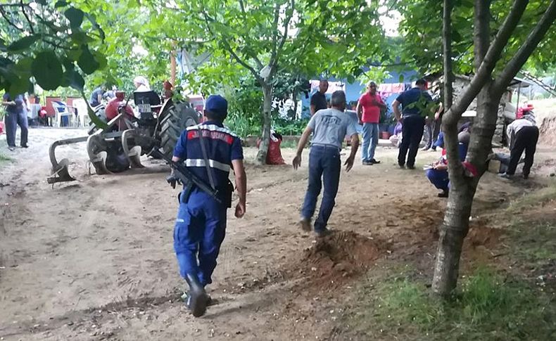 Traktörün altında kalan yaşlı adam hayatını kaybetti