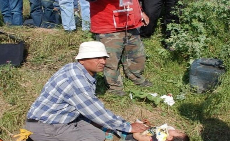 Trenin çarptığı arabadaki kız çocuk öldü, babası ve kardeşi yaralandı