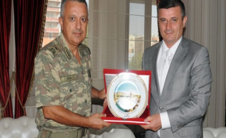 Tuğgeneral Necdet Köse’den Vali Arslan’a veda ziyareti