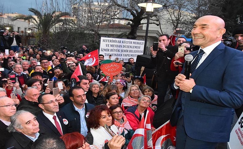 Tunç Soyer'e İzmir'de coşkulu karşılama