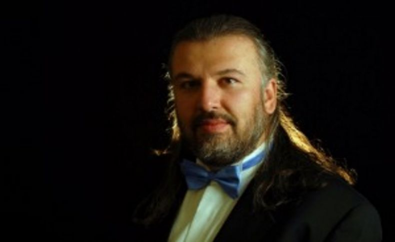 Karşıyaka Opera'da 