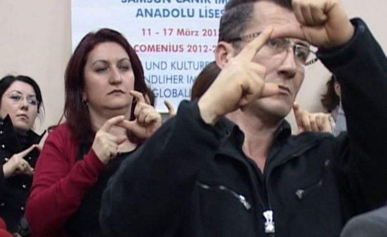 'Türk İşaret Dili Sözlüğü' kursu ilk olarak Samsun'da düzenlendi