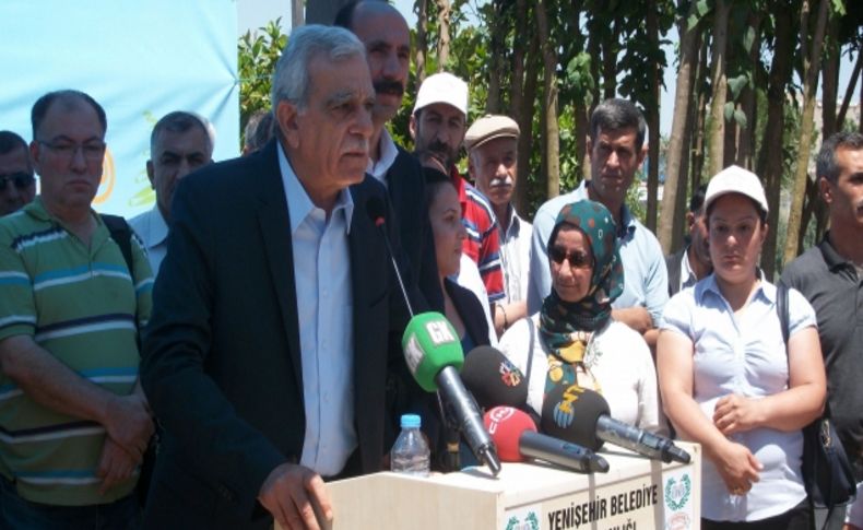 Türk: PKK'nın çekilmesi sürecin böyle devam edeceği anlamına gelmez