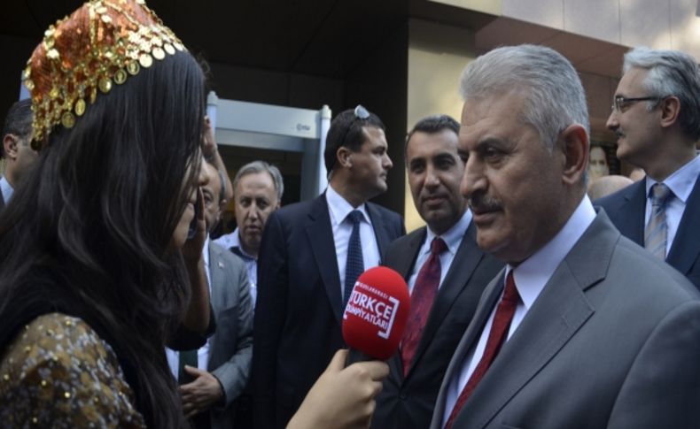 Türkçeyi öğrenen Suriyeli Yadigar, ilk röportajını bakanla yaptı