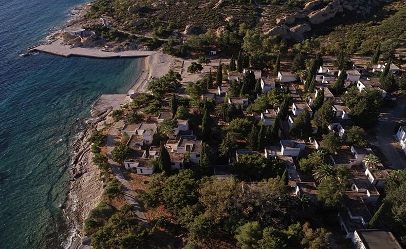 Türkiye'nin ilk tatil köylerinden Foça Tatil Köyü, özelleştiriliyor