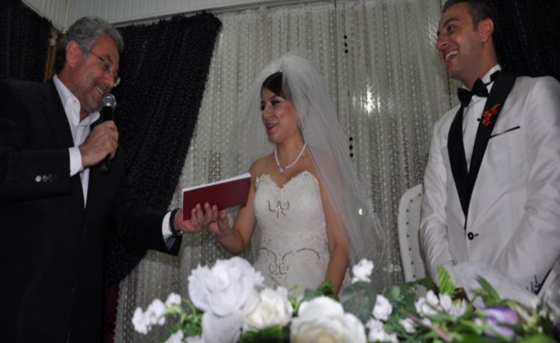 Türkiye'de ilk tüp bebek yoluyla dünyaya gelen kız evlendi