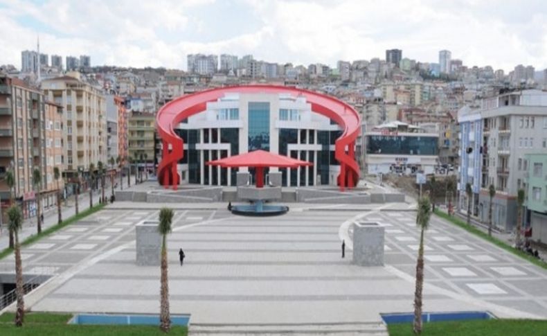 Türkiye’nin en büyük ay yıldızlı hizmet binası faaliyete geçti