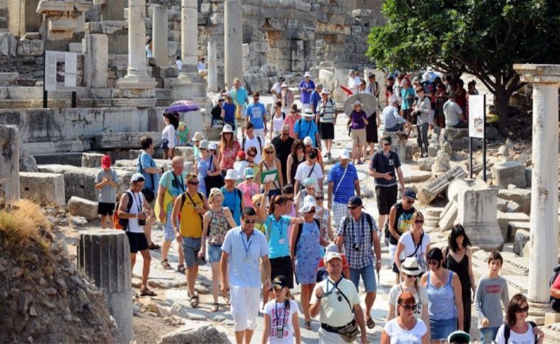 Turistlerin yarısının İzmir'i tanımadığı ortaya çıktı