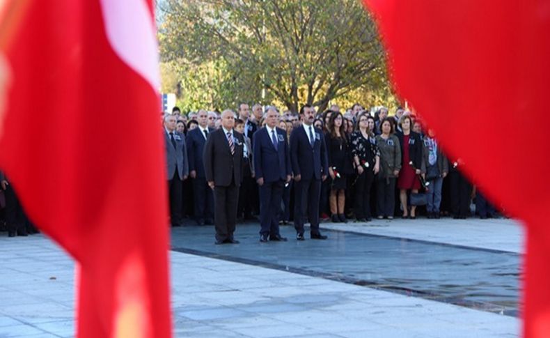 Ulu Önder Selçuk'ta da anıldı