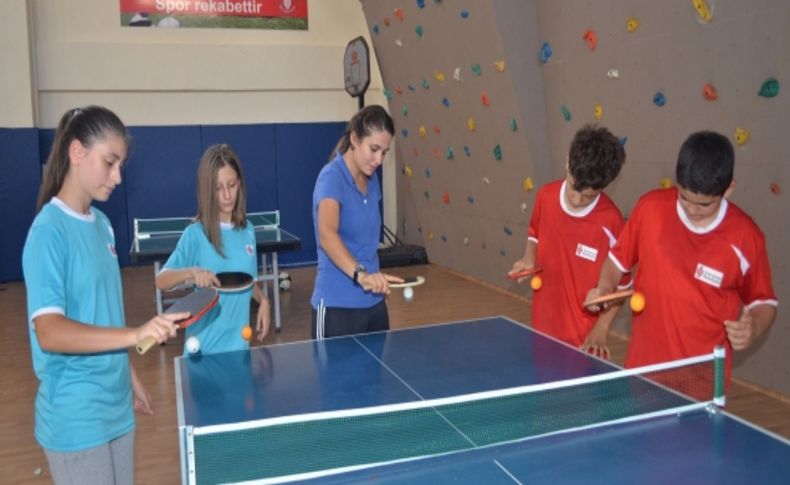 Ümraniye Belediyesi'nin yaz spor okulu etkinlikleri devam ediyor