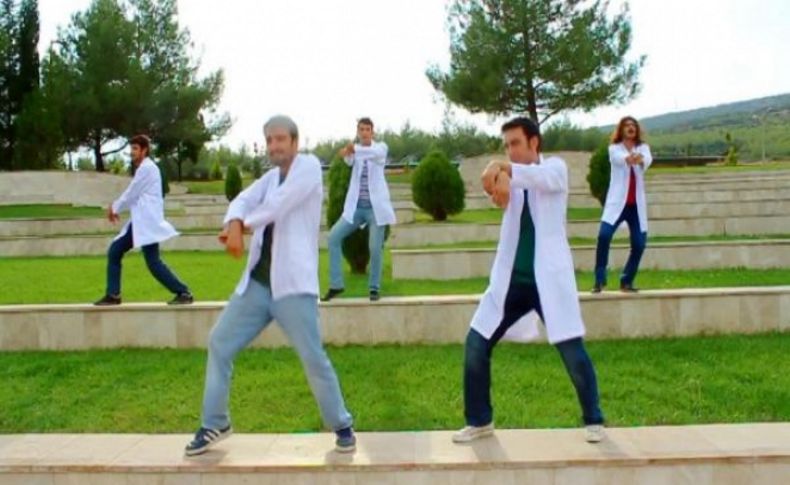 Üniversite öğrencilerinin ‘Gangnam Style' klibini 456 bin kişi izledi