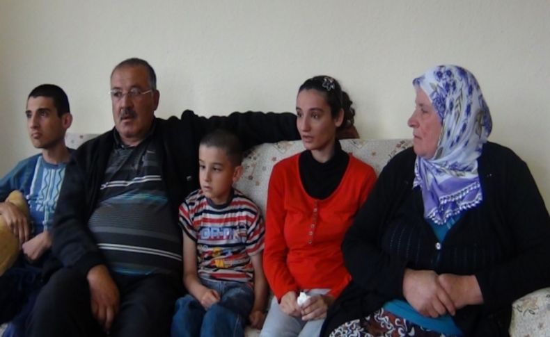 Ünlü ailesi, 13 yıldır 3 engelli çocuğu için ev hapsi yaşıyor