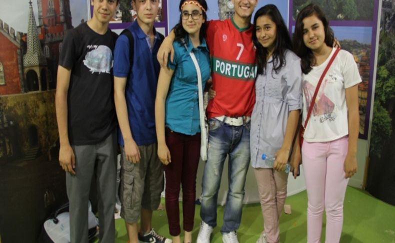 Ünlü futbolcu Ronaldo'nun benzeri Kültür Şöleni'nde