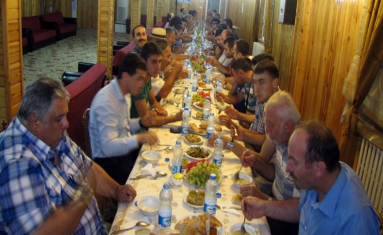 Ünye Çınar-Der, üyeleri ile iftarda buluştu