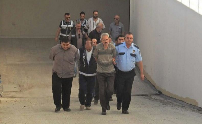 Urla'da 7 kişi FETÖ’den tutuklandı