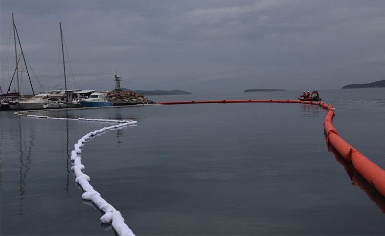 Urla'da deniz yüzde 95 temizlendi