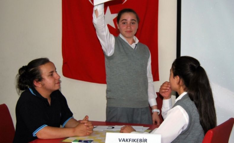Vakfıkebir’de 'Bir Bilen Olmak İçin Ben De Okuyorum' yarışması yapıldı