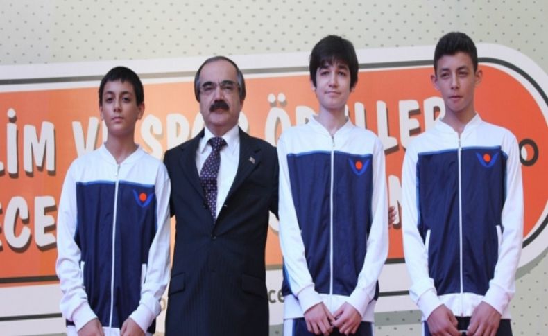 Vali Coş: Burç Okulları gelecek için büyük bir güvencedir