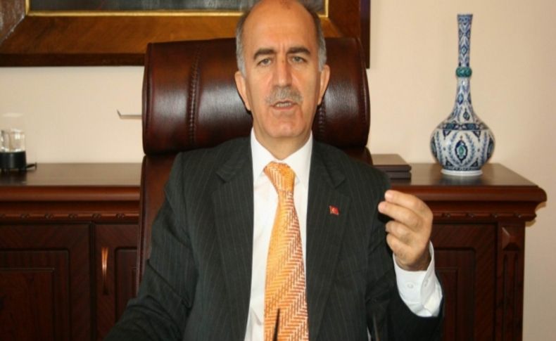 Vali Harput, Twitter'dan veda etti