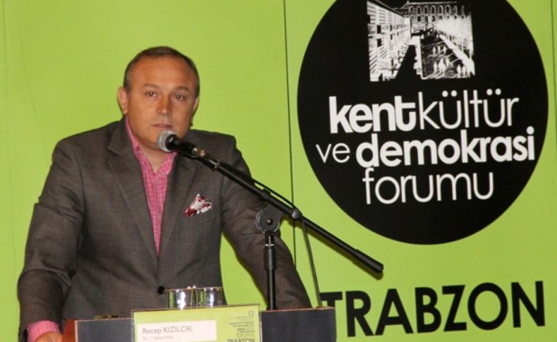 Vali Kızılcık: İnsanı, her anlamda mutlu edecek mekanlar oluşturulmalı