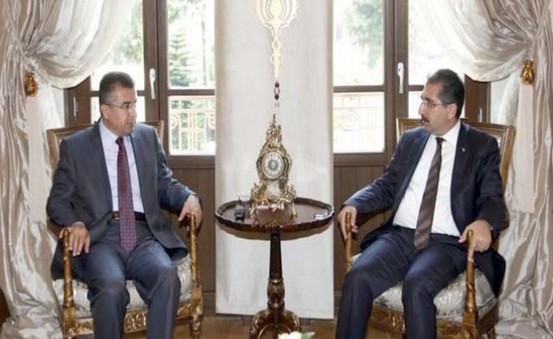 Vali Lekesiz: Reyhanlı'da yaraların bir an önce sarılması öncelikli hedefimiz