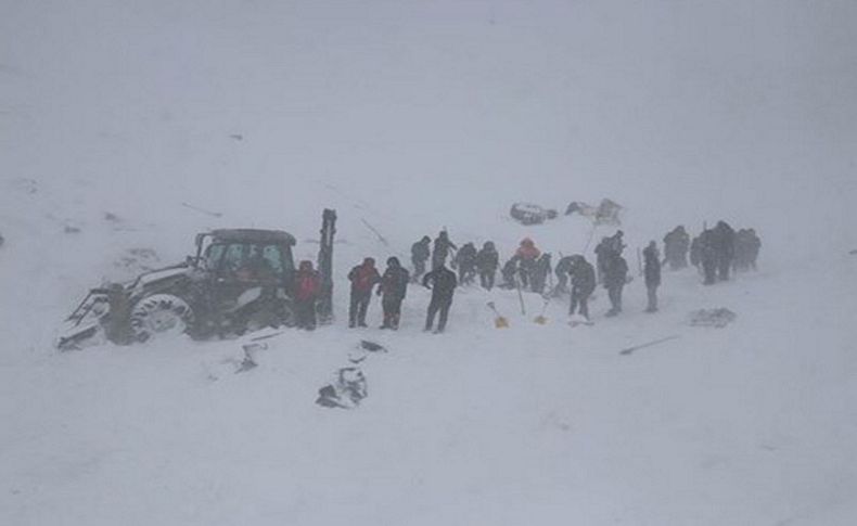 Van'da çığ felaketi: Can kaybı 41'e yükseldi