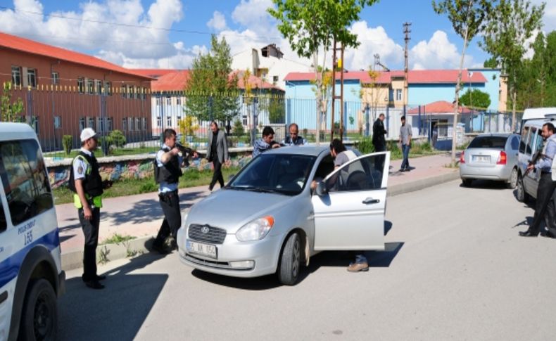 Van polisinden gerçeği aratmayan tatbikat