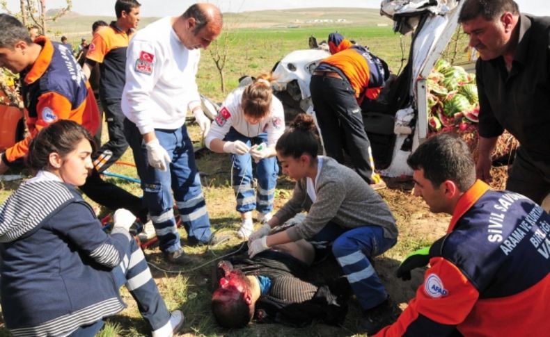 Van'da feci trafik kazası: 6 ölü