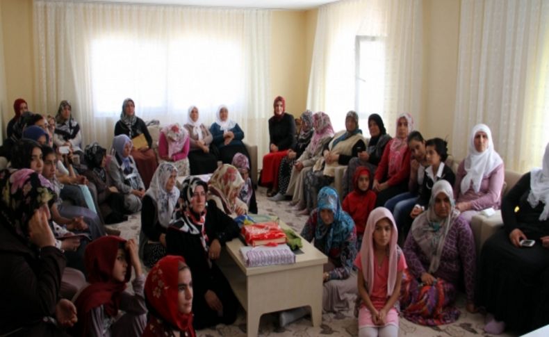 Vanlı aileler, Kadın Eğitim ve Destek Merkezi'yle kendini geliştiriyor