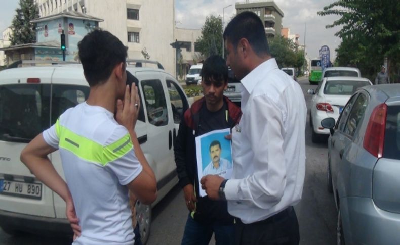 Yalova'dan geldi Batman'da kaybolan amcasını sokak sokak gezerek arıyor