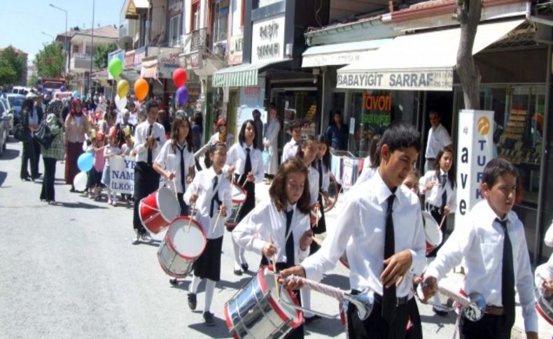 Yerköy’de Eğitim Şenliği yürüyüşü yapıldı