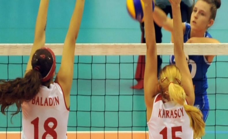 Yıldızlar, U18 Dünya Şampiyonası'nda Yunanistan'ı 3-1 mağlup etti