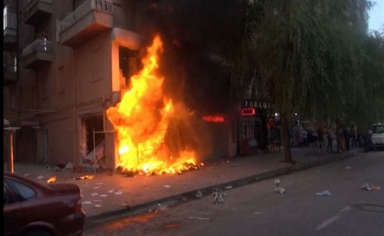 Önce HDP'yi yakmışlar, sonra kitabevini, sonra tatlıcıyı...