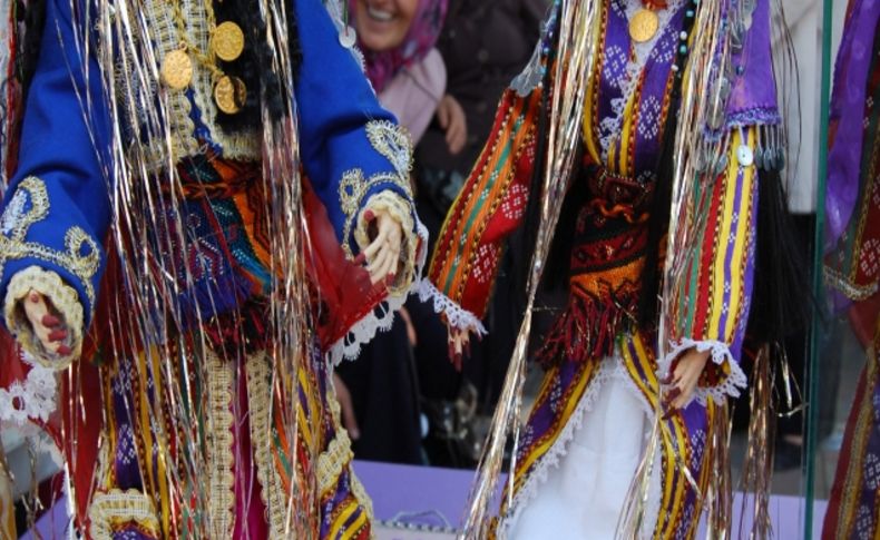 Yöresel kıyafetli folklorik bebek sergisi düzenlendi