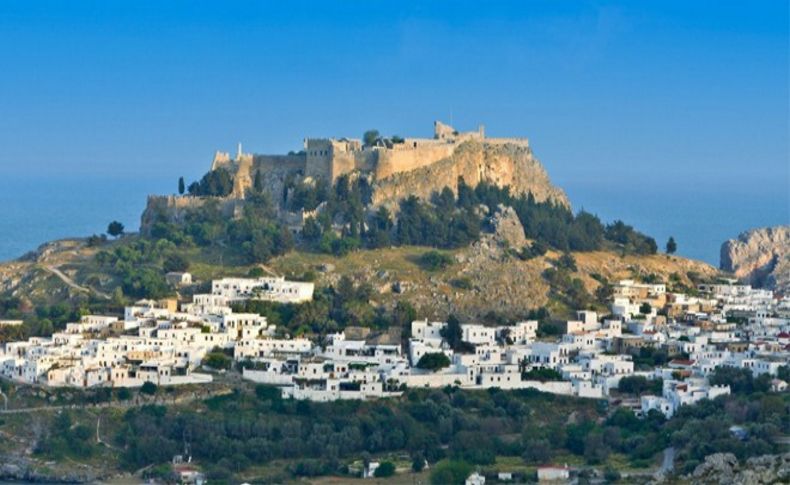 Yunan Adası'nda kaçak 15 Türk iddiası