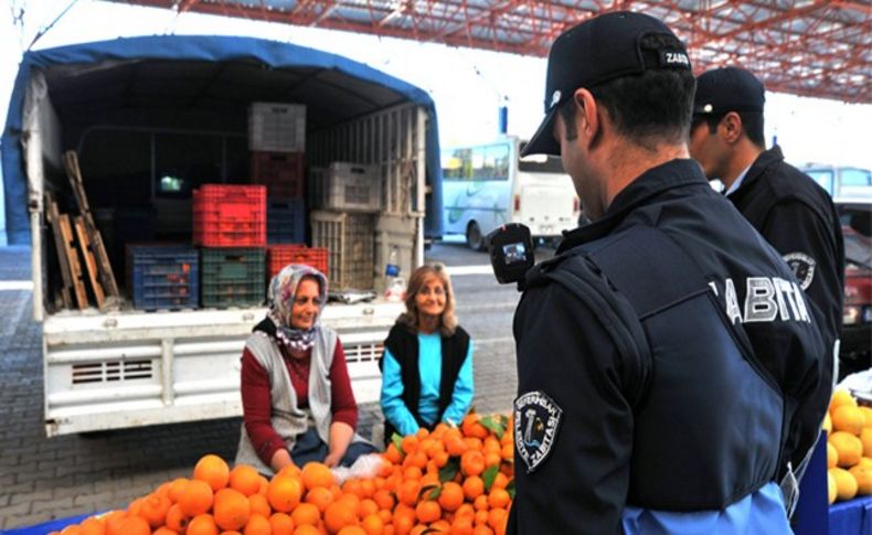 'Sakin Şehir'de yaka kameralı zabıtalar iş başında